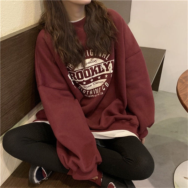 Women's Loose-fit Graphic Pullover