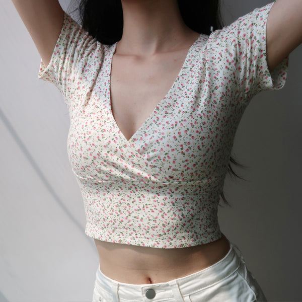 Women's Vintage Floral Cross Crop Top